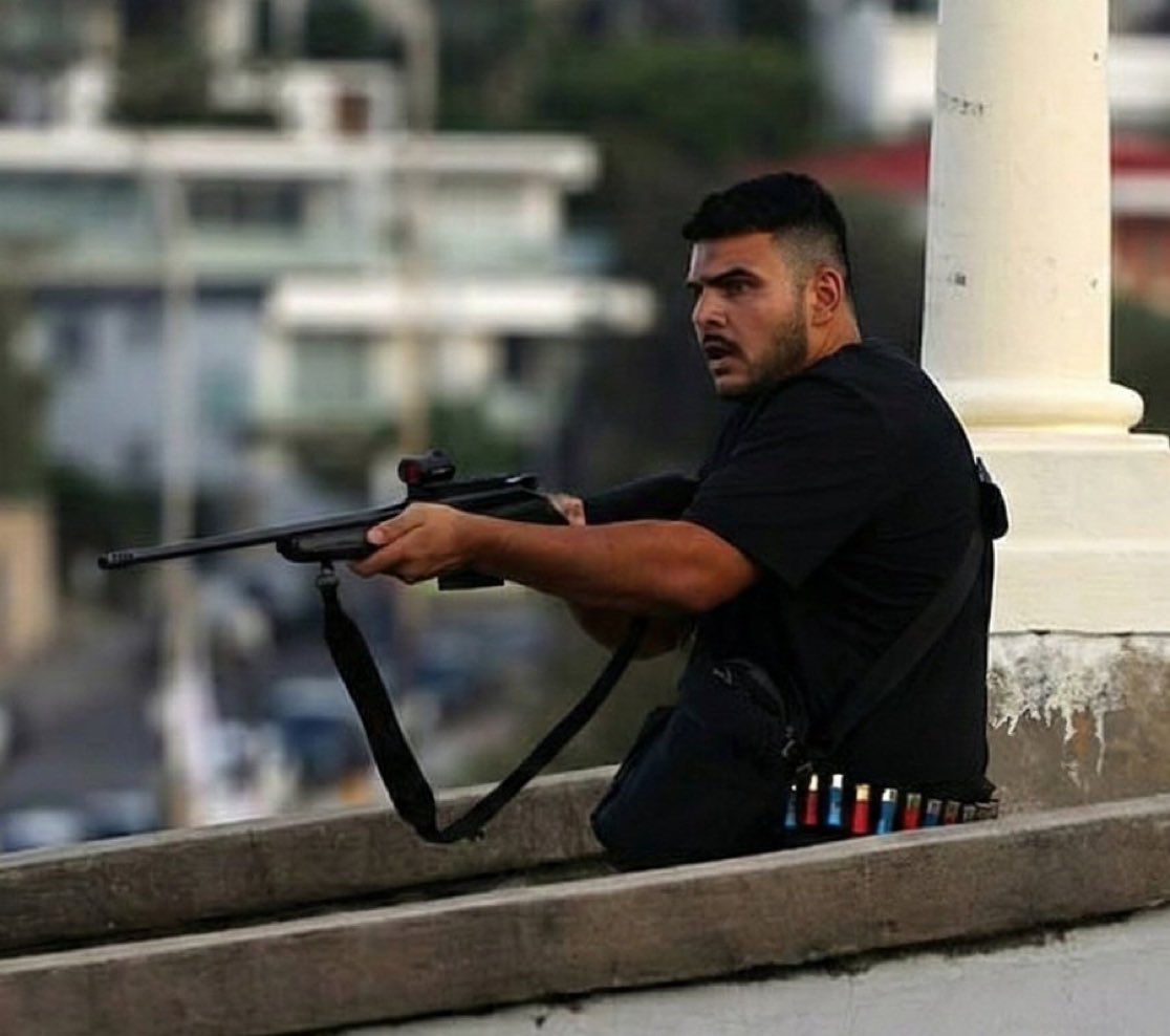 _drugoy_'s tweet image. Намаз - поклон для сатаны
Пророк - изделие фольклора 
Ислам - религия войны
Коран - инструкция террора