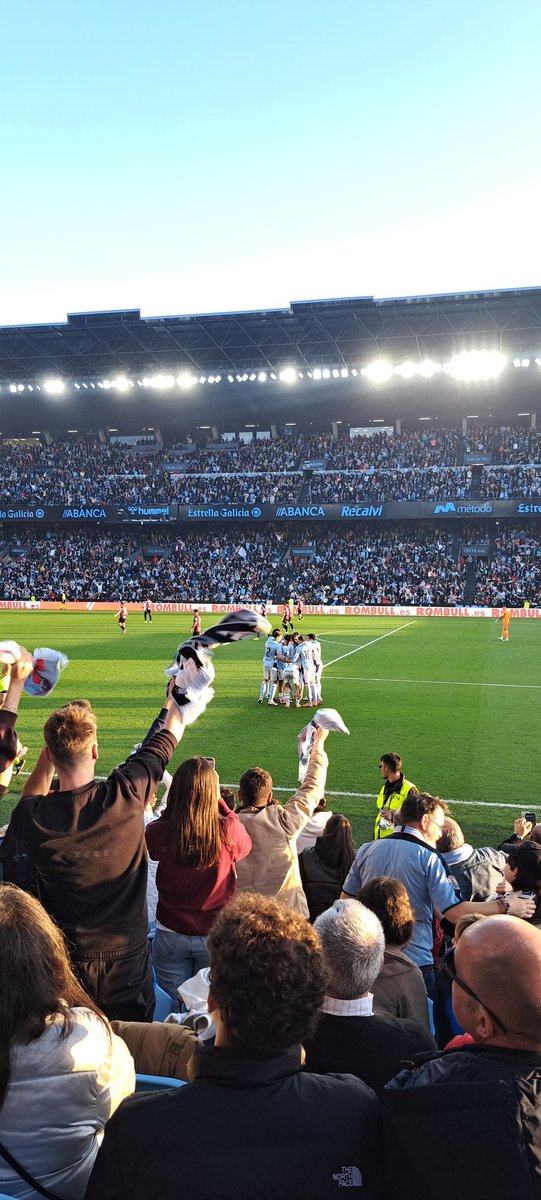 Manuel Moure tweet media