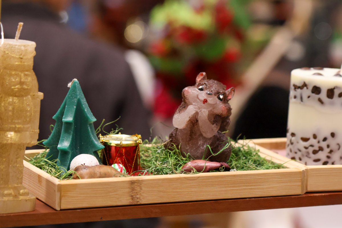 El Bazar Navideño te espera 🎄✨
Un plan perfecto para disfrutar en familia, apoyar a los emprendedores locales y encontrar regalos únicos en un ambiente lleno de espíritu navideño.
Ven a visitarnos y forma parte de esta experiencia.

#BazarNavideño #Expocentro #SPS