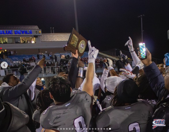 FreeAgentNow tweet media