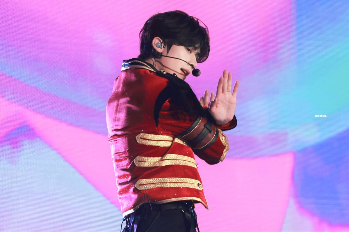 ccdot11's tweet photo. 251214

#리키 #Ricky #沈泉锐 #リッキー 
#제로베이스원 #ZEROBASEONE #ZB1 https://t.co/tLLCYDVxqq