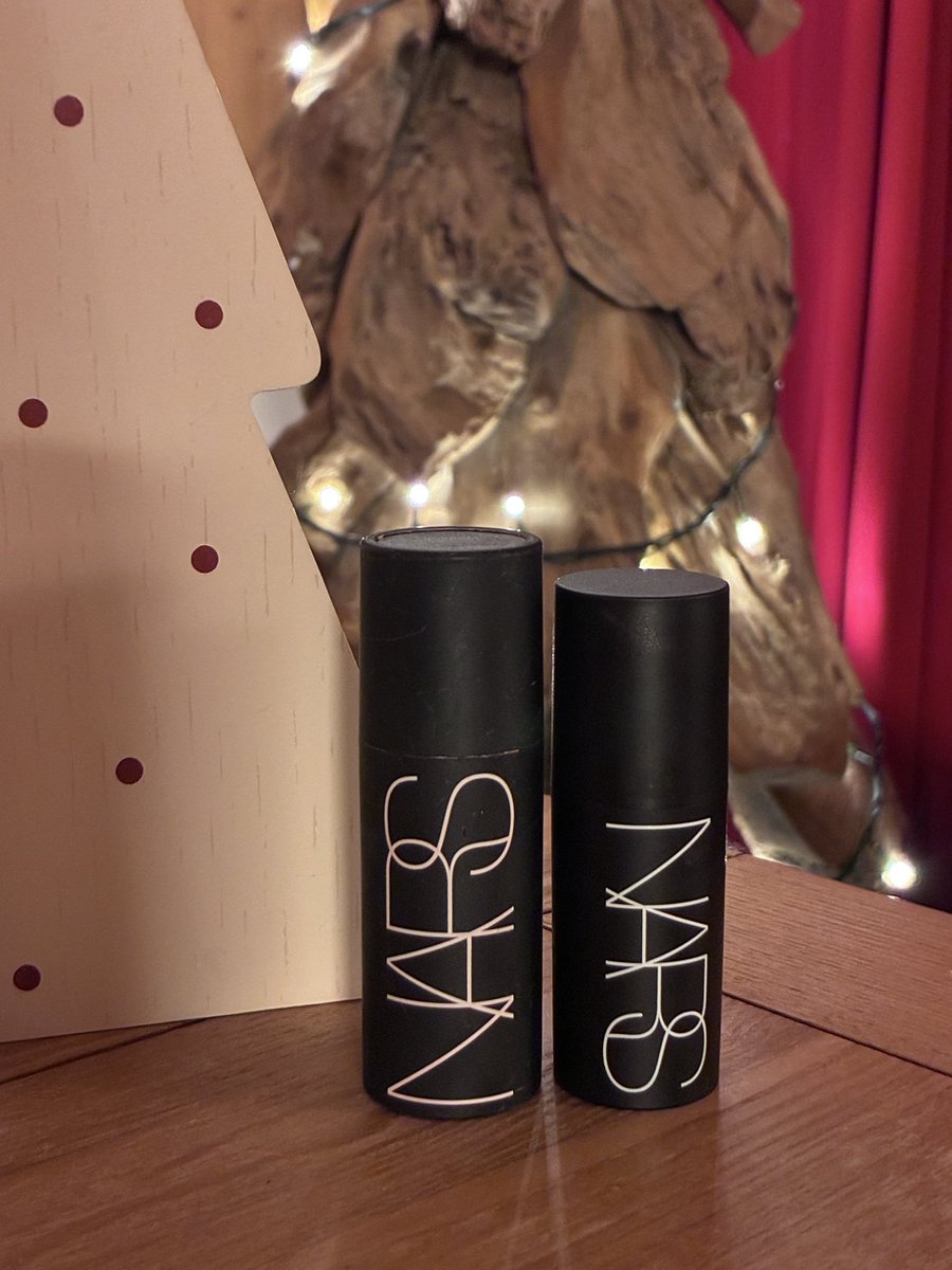 Elizabeth NB tweet media