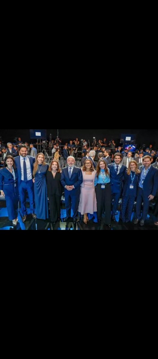 helder3571's tweet photo. @Roberto2030Nao @PatiAbravanel Topa tudo por dinheiro 💰💰💰💰💰💰💰💰💰💰💰💰 https://t.co/ZO0BvEabdj
