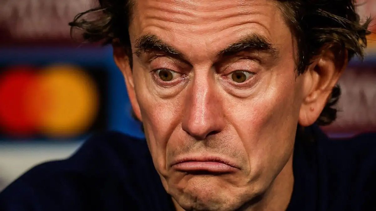 Heyrðu second phase AngeBall var kampavínsbolti miðað við þetta afhroð hjá þessum testalausa danska trúð.

Shockerandi áhorfs og mjög mjög underwhelming.. bjóst við meiru frá honum, gæinn er alveg clueless.

Master tactician 😭