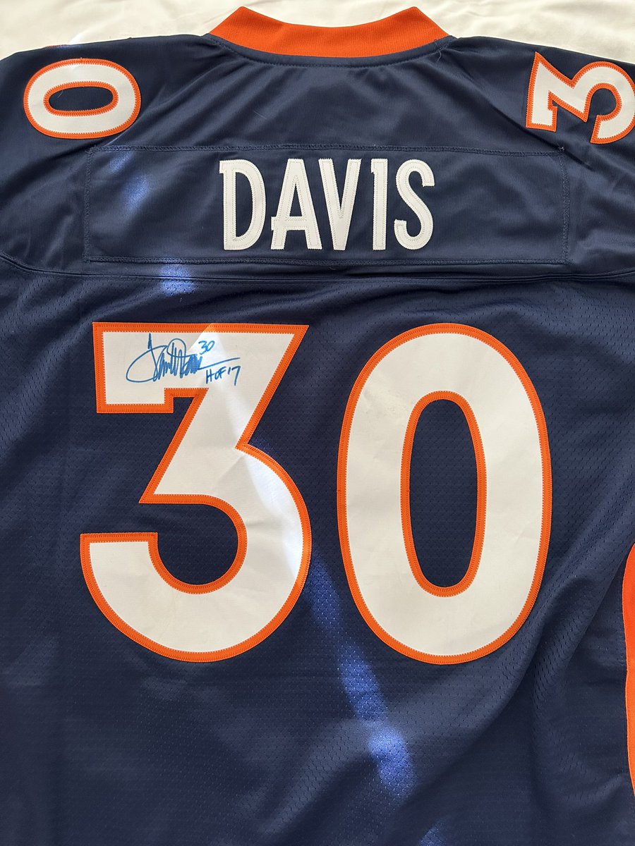 Today, I'm wearing my most prized Broncos memorabilia, a gift I personally received from <a href="/Terrell_Davis/">Terrell Davis</a> the MVP of Super Bowl XXXII, with the hope of bringing luck to the Broncos in their upcoming game against the Packers.

#Broncos #Broncoscountry