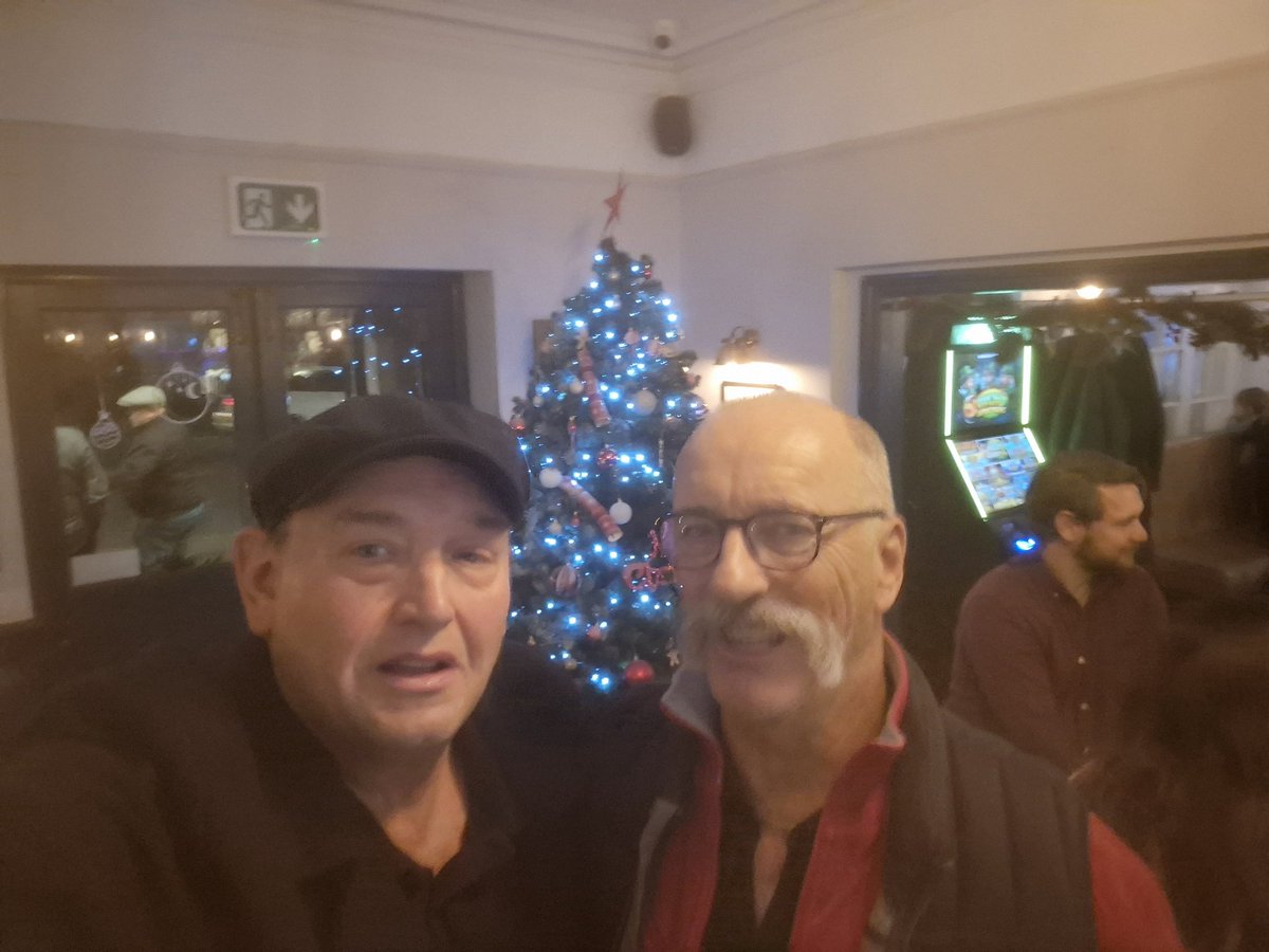 Nigel Jones tweet media