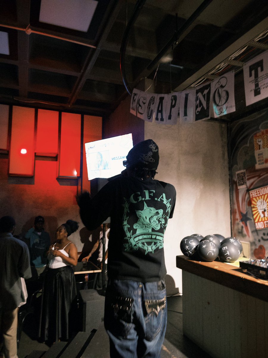 I 🖤 TOUR 
I 🖤 JHB
I🖤THIS THING OF OURS