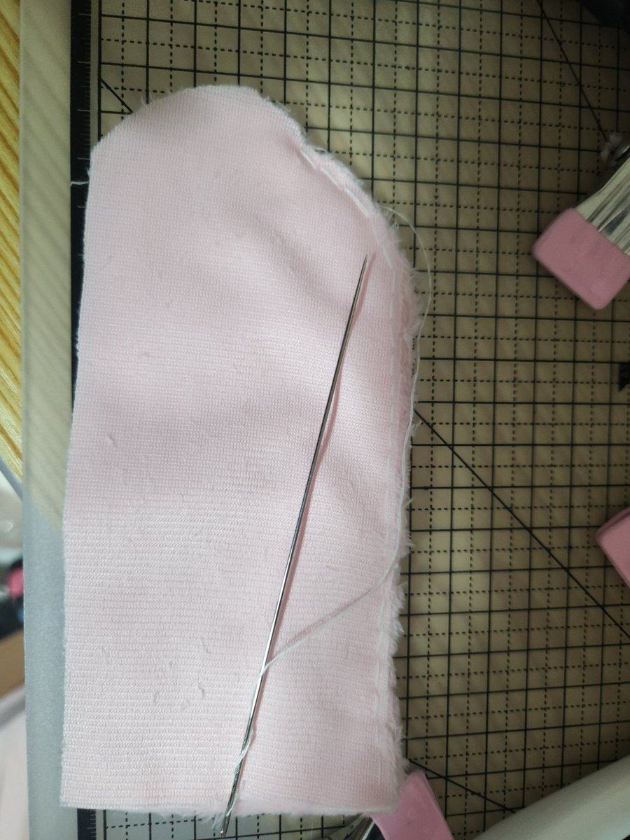 nrrrdydoggo's tweet photo. making an anal for diu bun OwO
this time, made the shape of hole more circular than the other ones
#plushiemods #sewing #diudiu https://t.co/NU15wtyQJi