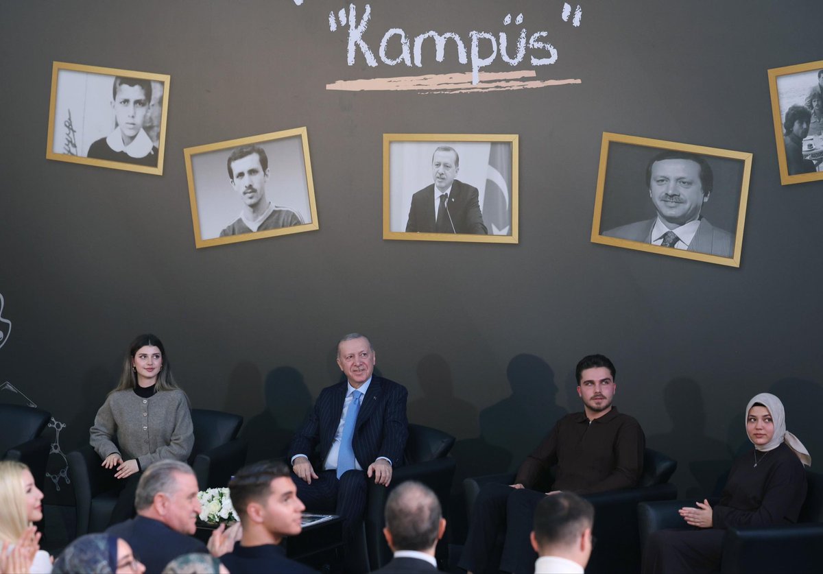 iletisim's tweet photo. Cumhurbaşkanımız Sayın Recep Tayyip Erdoğan, Gençlik Buluşmaları Kampüs Programı’nda konuştu.

https://t.co/yDb8EeEDSN https://t.co/6KqLcHAaT0
