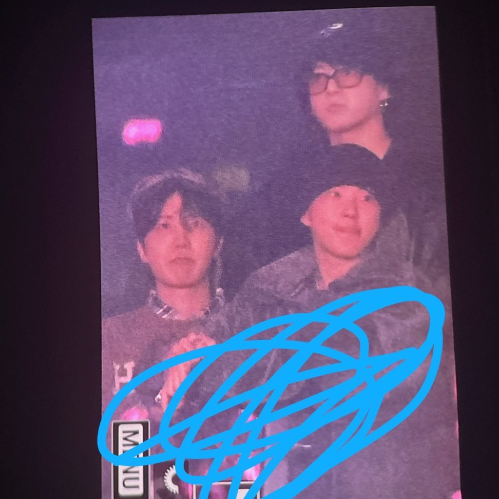 gyuujinnn's tweet photo. more pictures of hobi, hoshi and jungkook 🤍 https://t.co/qAkZwS66uQ