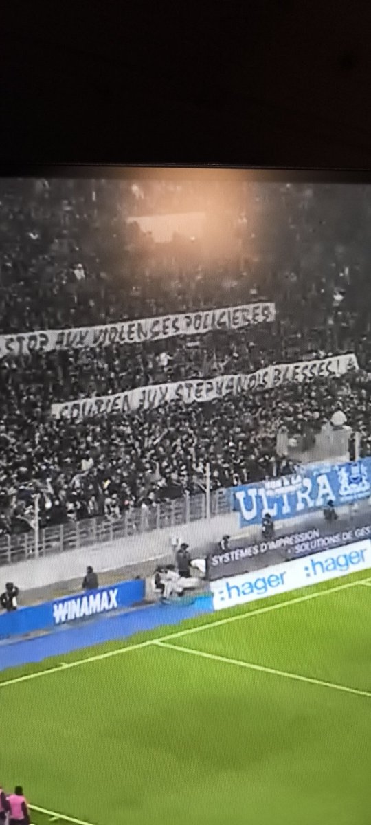 Bouchouari_'s tweet image. Magnifique banderole des ultras Strasbourgeois 🫶!