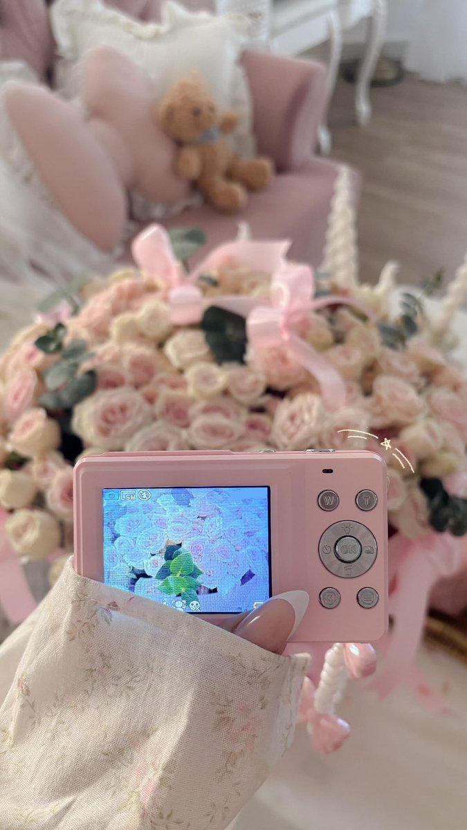 𝘉𝘢𝘺𝘥𝘢.⊹𝜗𝜚⋆ . tweet media