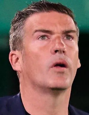 gaspismo's tweet image. Hablemos de Carrión:

- Ilusiona al oviedismo para perder en la final

- Se va riéndose de ellos y aún así echan al entrenador del ascenso para que vuelva 

- Vuelve en primera para dejar casi certificado su descenso en diciembre 

DON Luis Carrión, sportinguista encubierto