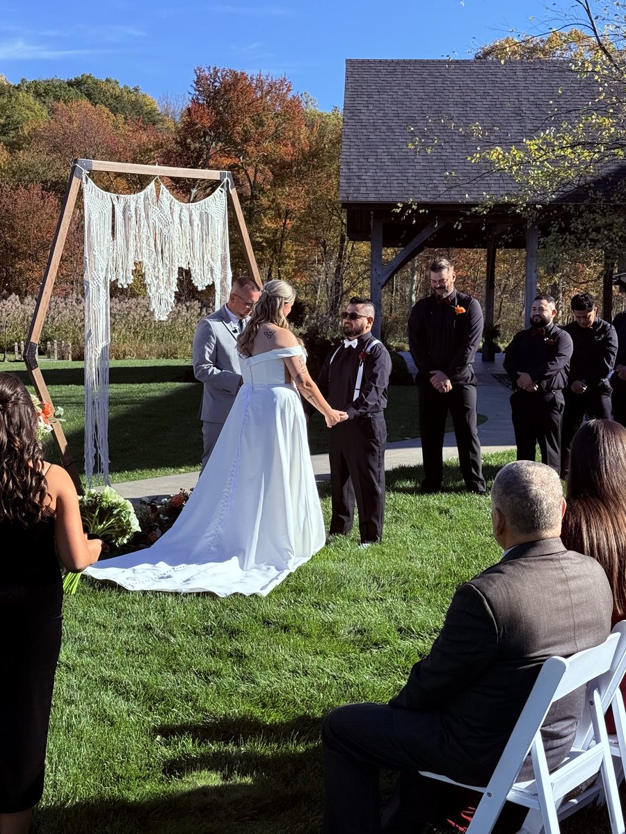 muchmusicdj's tweet photo. No matter what your musical tastes are, Much Music DJ can incorporate your music preferences seamlessy and at the right times for the most impactful results for your wedding. Congratulations Daniel and Amanda! Your Hudson Valley wedding will set in stone with a hit! https://t.co/B8mS2qZ0gJ