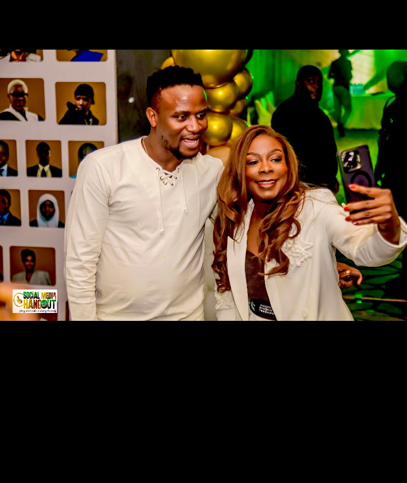 bsmhangout1's tweet photo. The #bodexsocialmediahangout  was all about letting people that true success is measured by the quality of connections you build. The Bodex Social Media Hangout delivered excellence in collaboration. #BodexSocialMedia #QualityConnections #CollaborativeSuccess #ImpactCreators https://t.co/06ESK9c60u