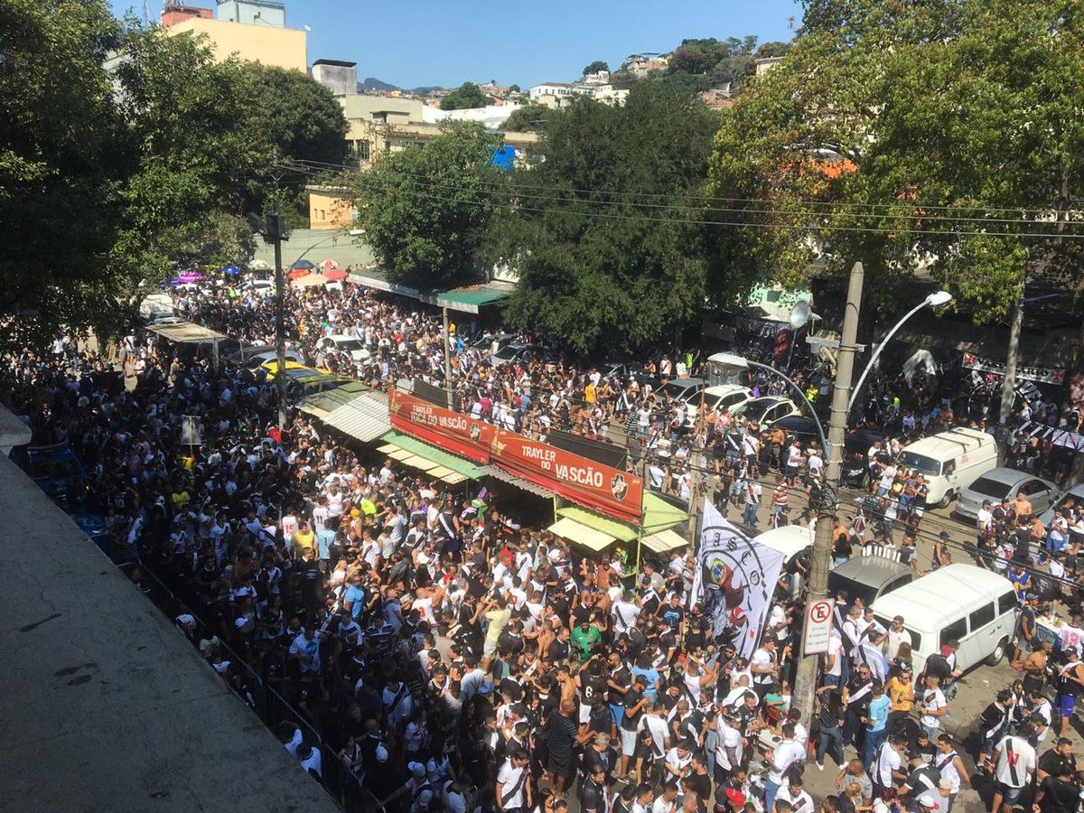 Barreira do Vasco nesse exato momento.