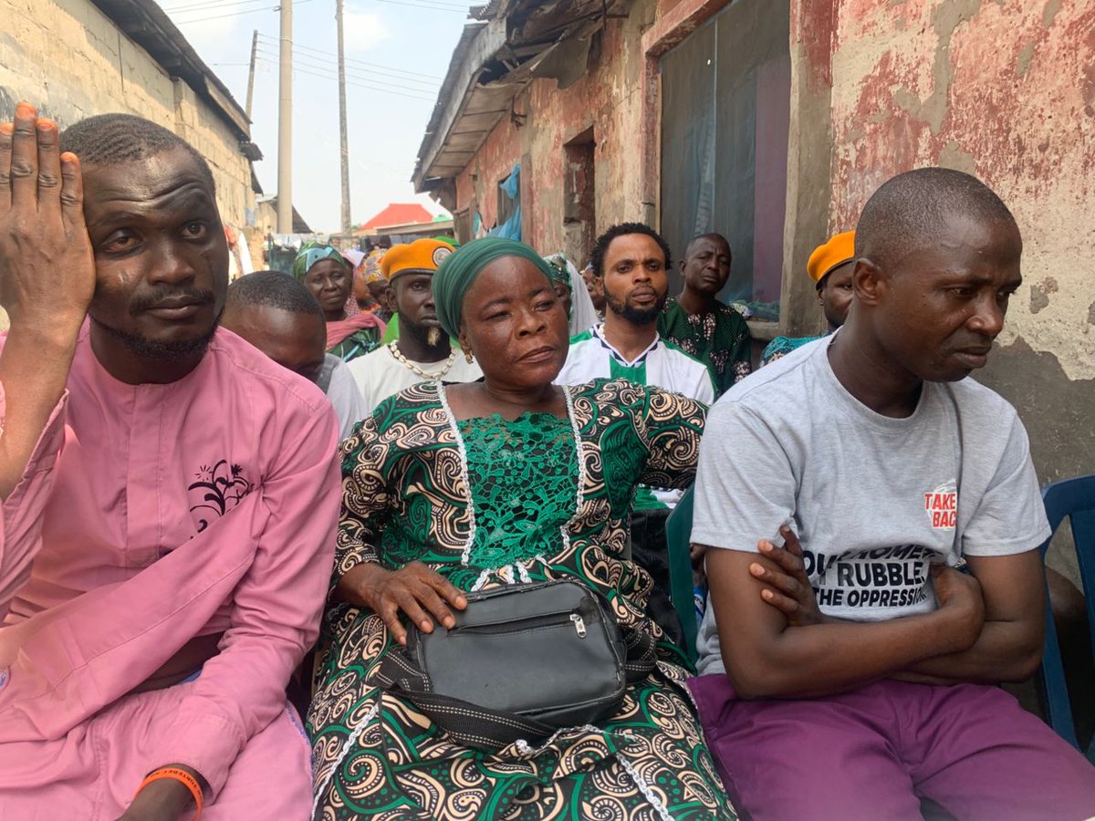 TIBmovement's tweet image. Today in Apapa, the Lagos State Chapter of the Take It Back Movement held its general meeting.

#RevolutionNow
#TakeItBack