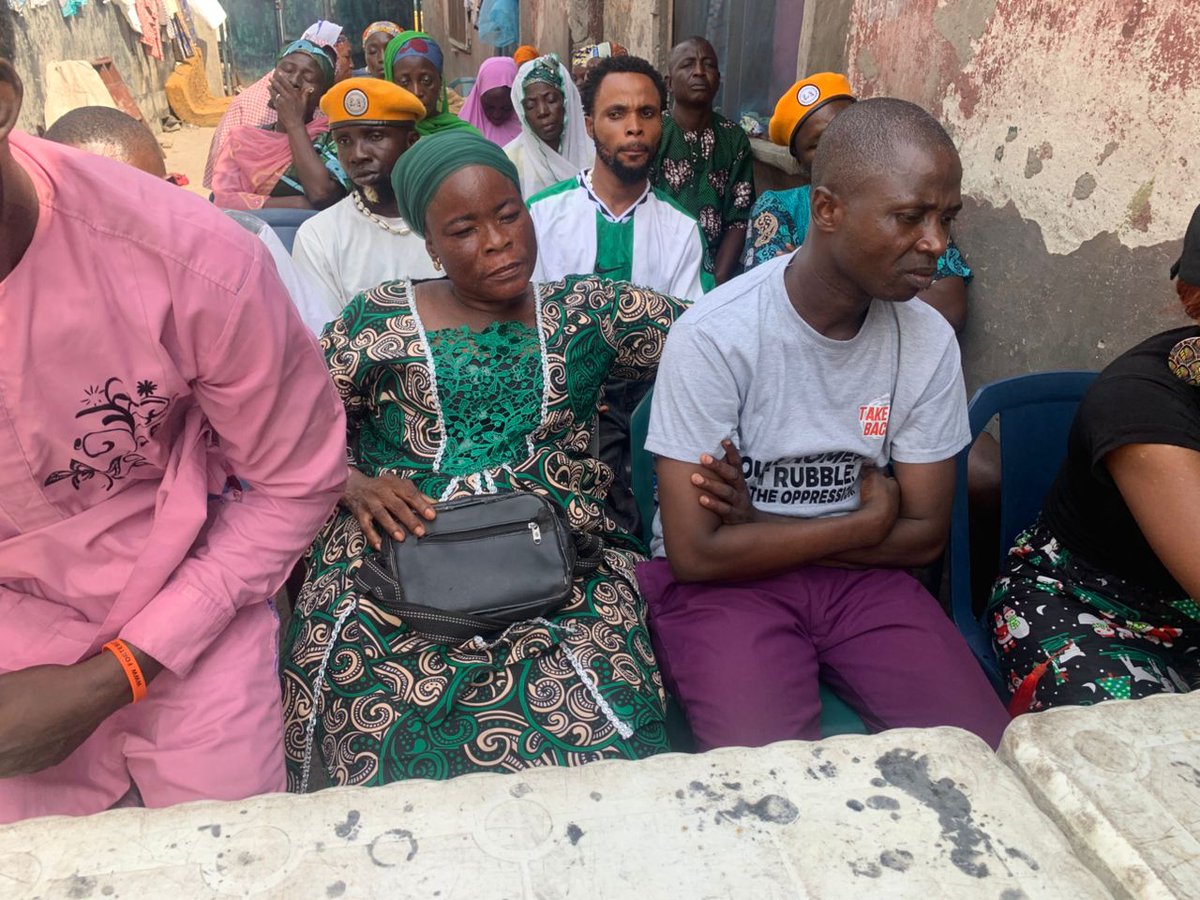 TIBmovement's tweet image. Today in Apapa, the Lagos State Chapter of the Take It Back Movement held its general meeting.

#RevolutionNow
#TakeItBack
