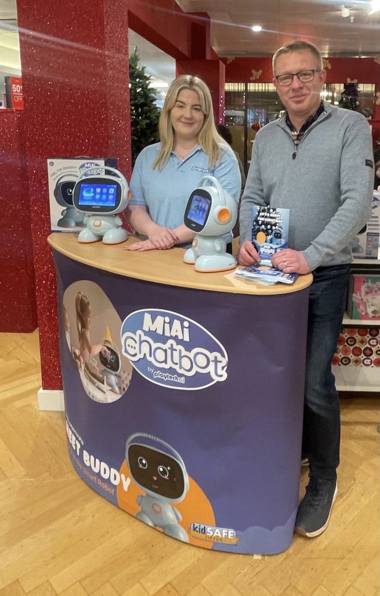 Play_Tech_AI's tweet photo. Another day, another instore demo ! ☺️🤖 The Play Tech AI team visited @brownthomas ! Another great day and response from parents and children ❤️ Products now officially available from @brownthomas 🎄☺️ https://t.co/ZfN2MKBsuy