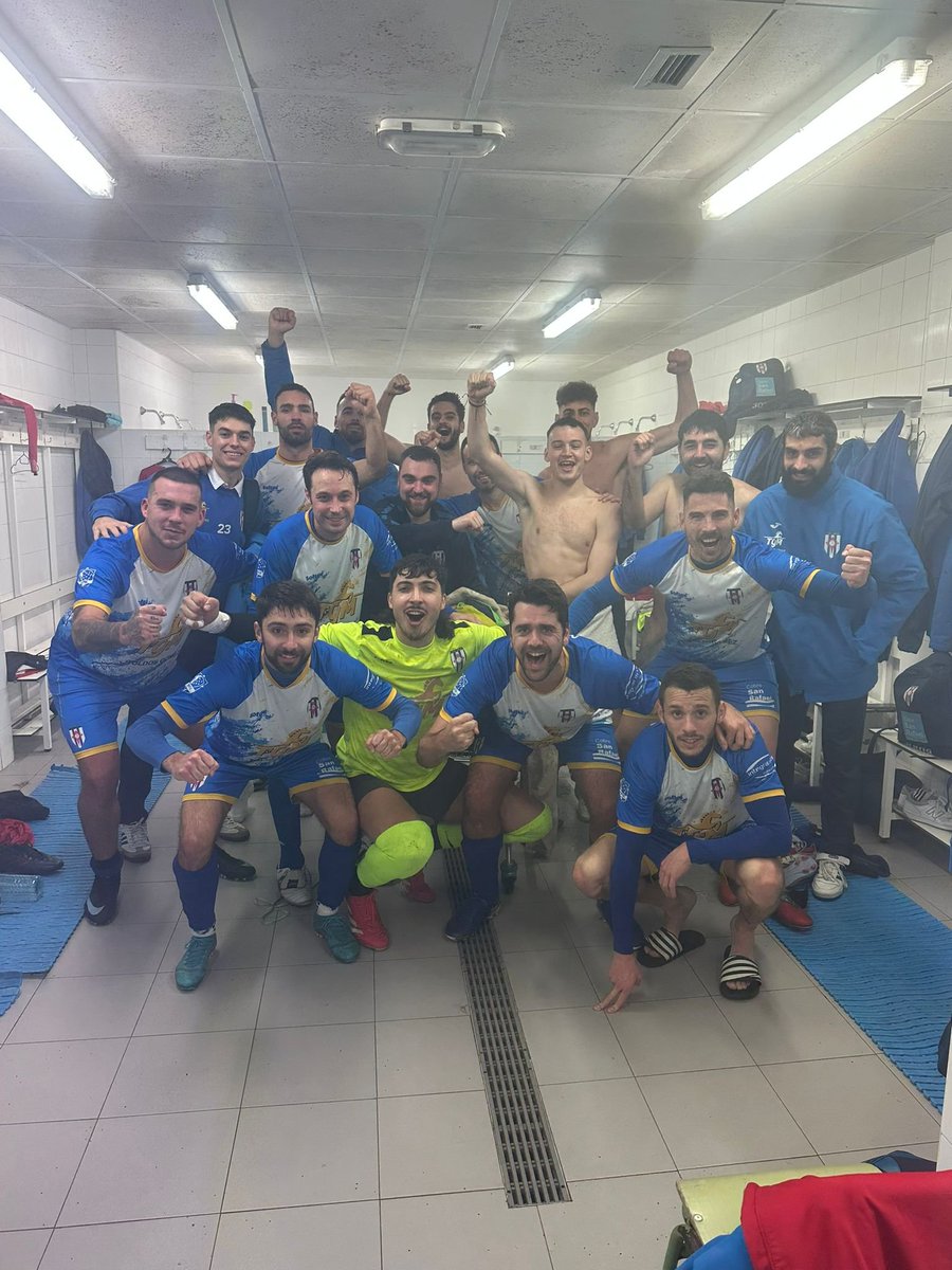 GAÑAMOS! Sumamos 3 goles e 3 puntos contra a Esteirana na casa. Joseph, Brais e Eloy, os goleadores da última tarde na casa deste 2025. 

#ArzúaEsteirana #ImosCSD