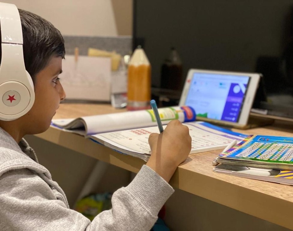 عاجل | تعليق الدراسة الحضورية غداً في الرياض ومحافظات المجمعة، الغاط، الزلفي، الدوادمي، القويعية، عفيف، شقراء #معكم_باللحظة 