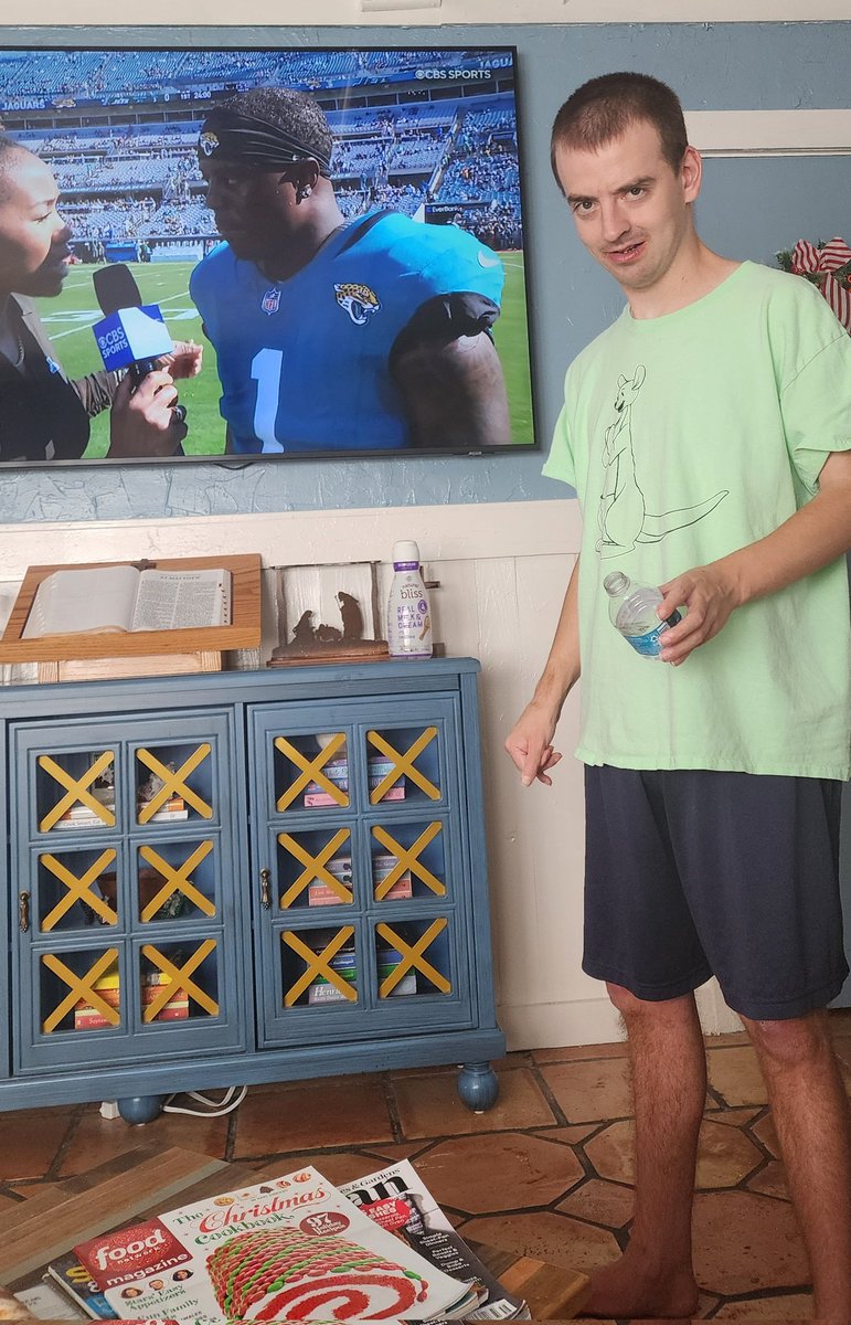 Happy Sunday, everyone!
David is actually awake and watching <a href="/Jaguars/">Jacksonville Jaguars</a> game with me!!😁❤️