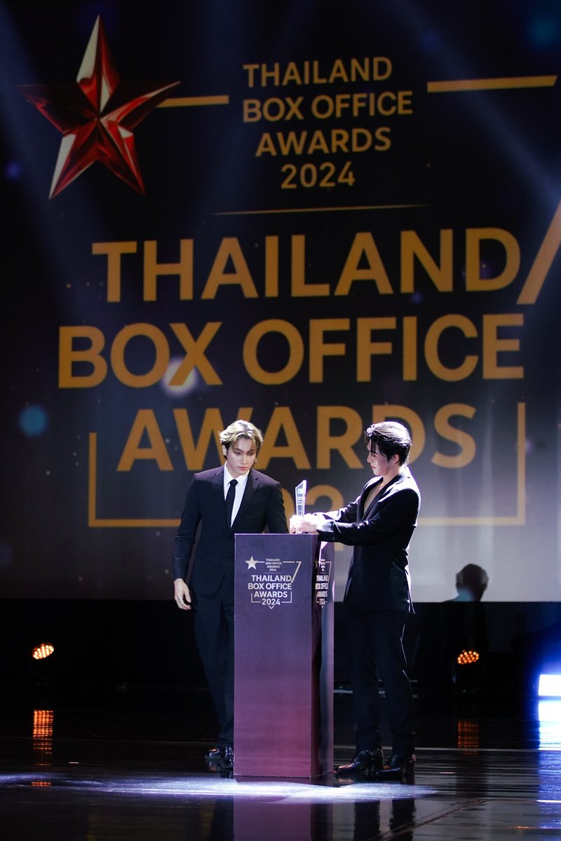 𝓶𝓪𝓭𝓮𝓵𝓮𝓲𝓷𝓮 ☽ tweet media