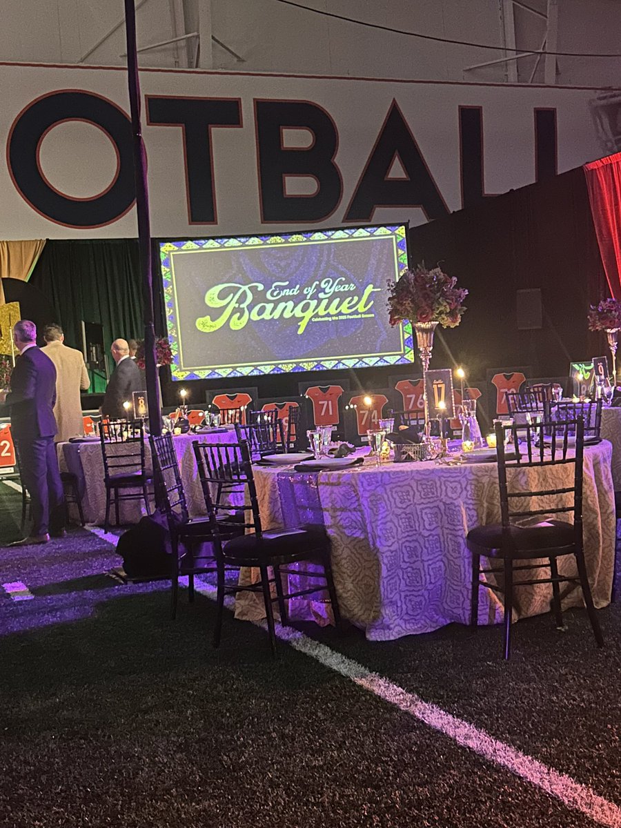 What a beautiful end of the year banquet ! Every detail was well thought out and the atmosphere was so inviting, so warm &amp; positive. Thank you <a href="/coachTElliott/">Tony Elliott</a>  <a href="/UVAFootball/">Virginia Football</a> for allowing me &amp; my family to be apart! #GoHoos