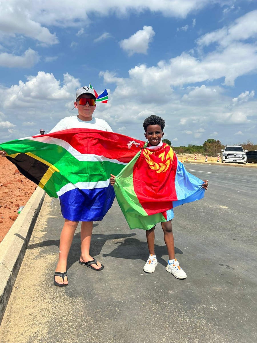 shurinti's tweet image. ኣንጎላዊት ከተማ ሉዋንዳ : ብደገፍቲ ኣግማል ቀይሕ ባሕሪ ተዕለቅልል! 

@HagerMetkel
#Via Royal Pictures Angola 
#EritreaPrevails  #redseacamel #AfricanYouthGames2025 #highlight