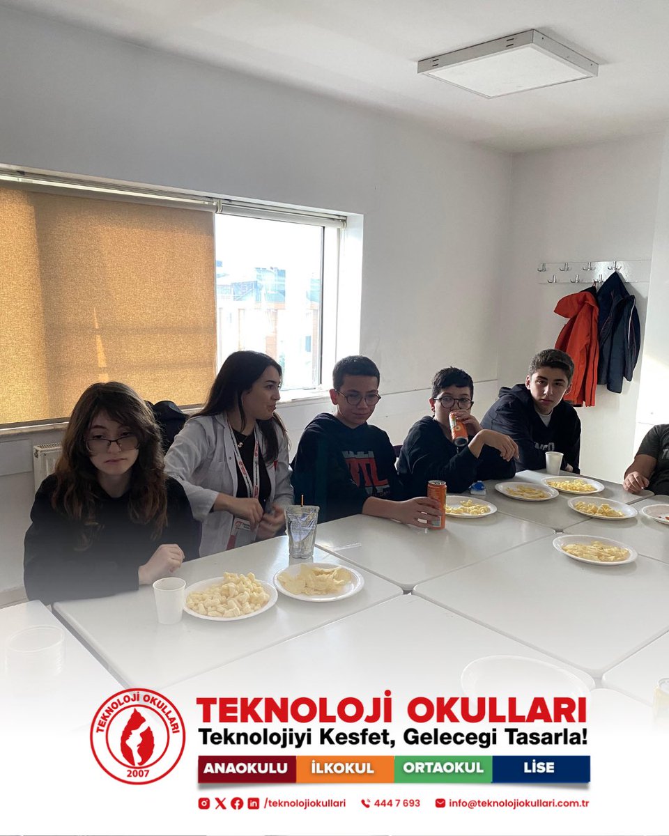 🎬🍿
Ortaokul öğrencilerimizle gerçekleştirdiğimiz film izleme etkinliğiyle, okul ortamında keyifli ve verimli bir sosyal paylaşım sağladık. Teknoloji Okulları olarak öğrencilerimizin çok yönlü gelişimini desteklemeye devam ediyoruz.

#TeknolojiOkulları #SosyalEtkinlik #Ortaokul