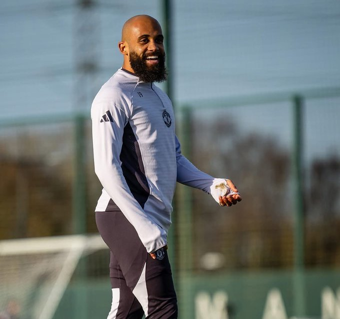 BBC | يلعب ريال بيتيس غدًا في الدوري الإسباني. وقد أعلن النادي عن توافر الثنائي المغربي سفيان أمرابط وعبد الإيزالزولي.. أما بالنسبة لـ مانشستر يونايتد، فلم يُعلن بعد عن مدى توافر مازراوي، أماد، ومبيومو لمباراة الغد 