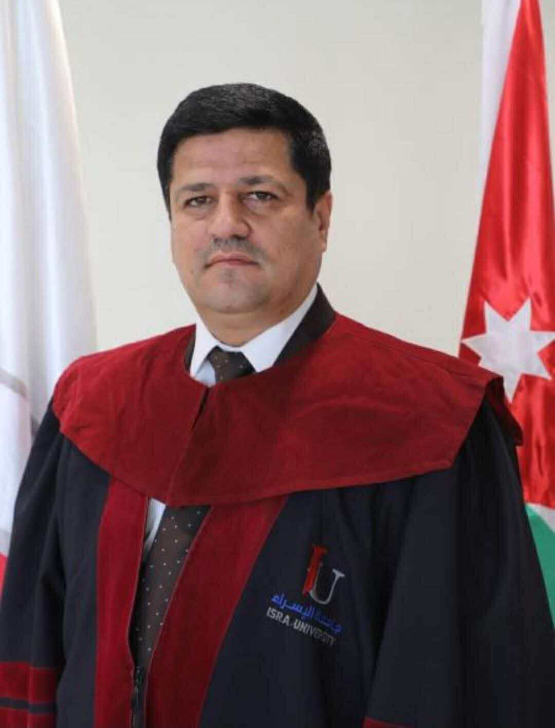 تقرر تعيين الدكتور اسماعيل الحلالمة عميدا لشؤون الطلبة في جامعة الاسراء 