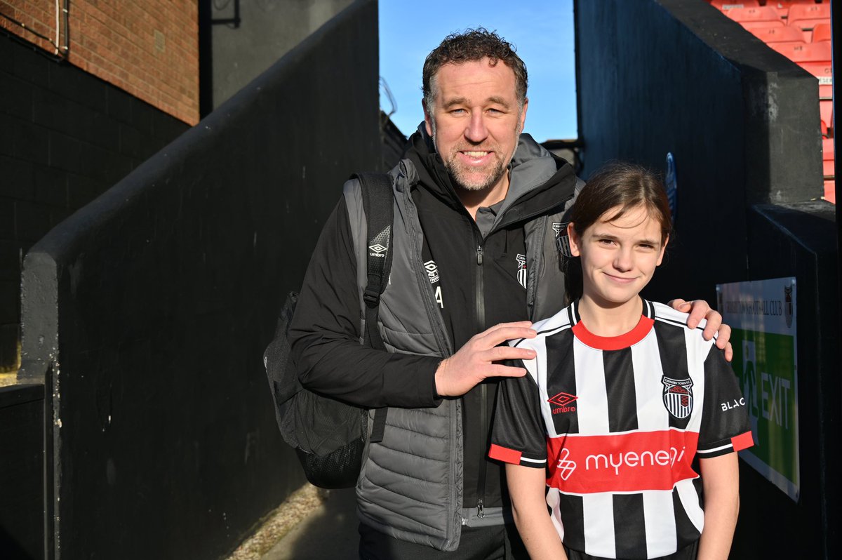 Kellarooo's tweet image. Happy 13th Birthday to my daughter Olivia. She has the best day celebrating yesterday as mascot at Blundell Park with all the family. A fabulous experience xx
