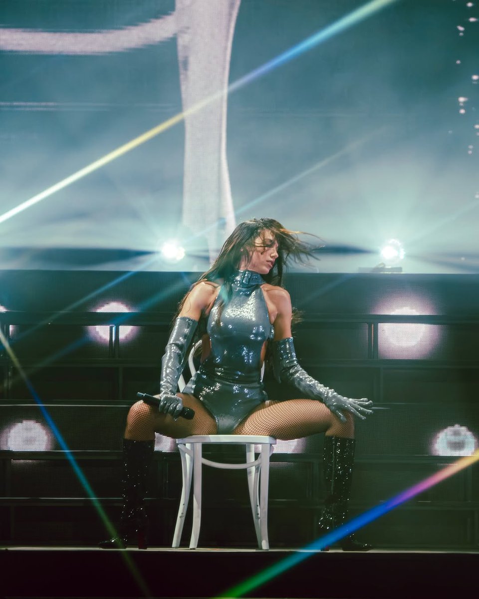 Dua Lipa Stan (@dualipafan_) on Twitter photo 