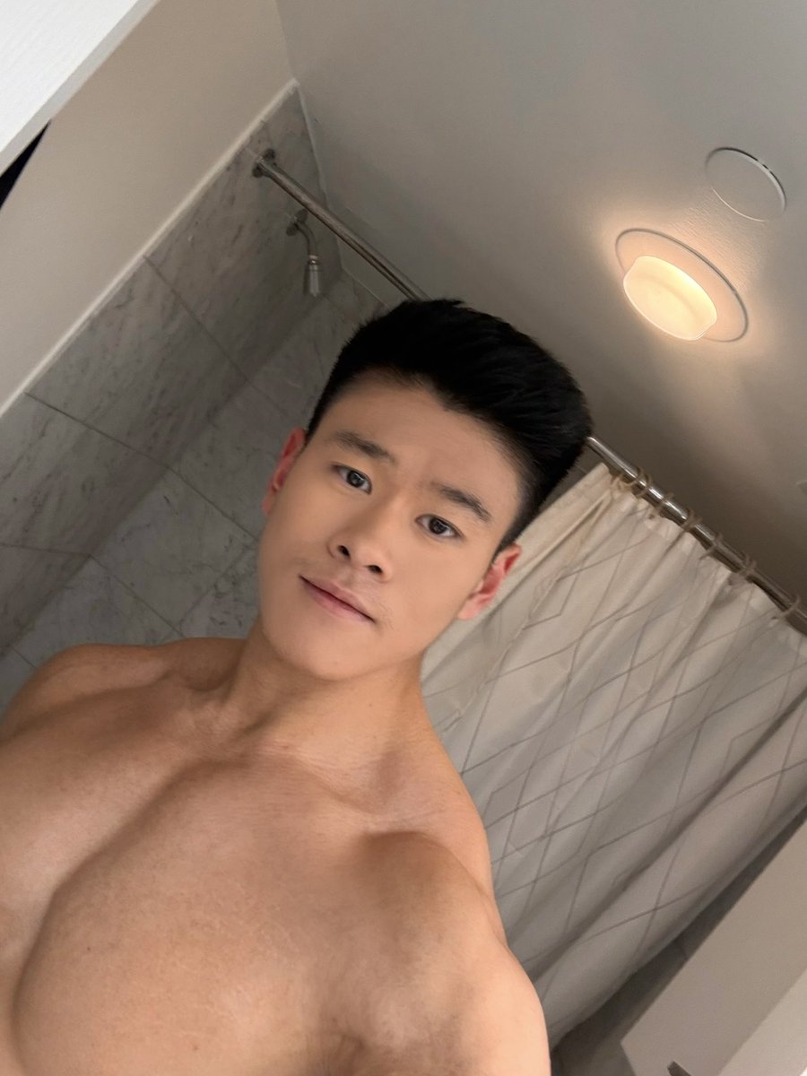 Damien lou tweet media