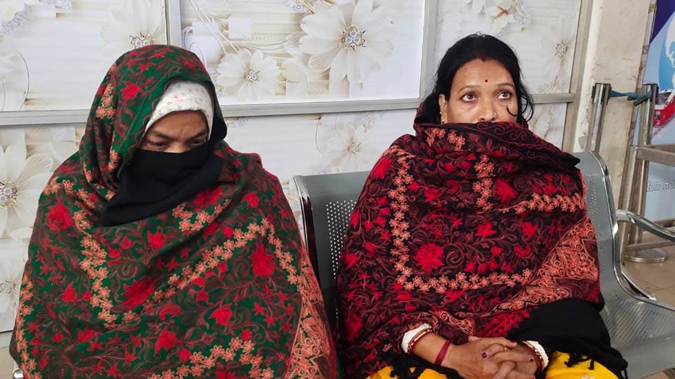 বেনাপোলে দুই ভারতীয় নারীর কাছ থেকে বিপুল পরিমাণ টাকা জব্দ