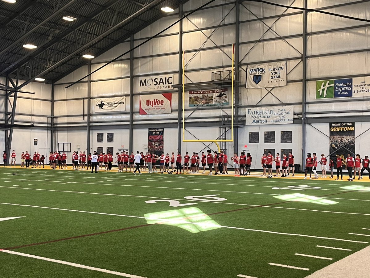 Looking forward to the Prep RedZone camp today. 
<a href="/PrepRedzoneMO/">Prep Redzone Missouri</a> <a href="/revhenderson/">Coach Prentice Henderson</a> <a href="/drewclarke54/">Drew Clarke</a>