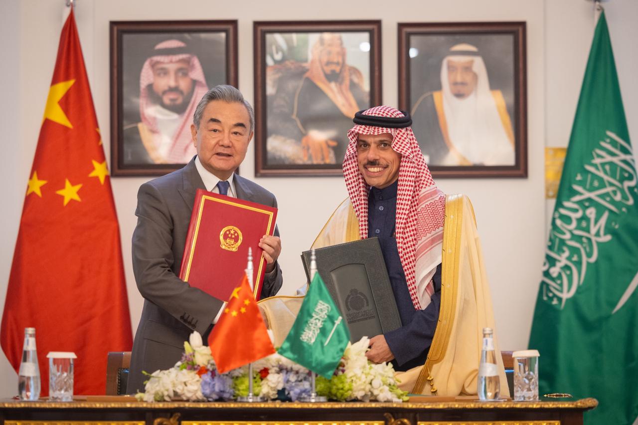 المملكة توقّع اتفاقية الإعفاء المتبادل من التأشيرة مع #الصين 