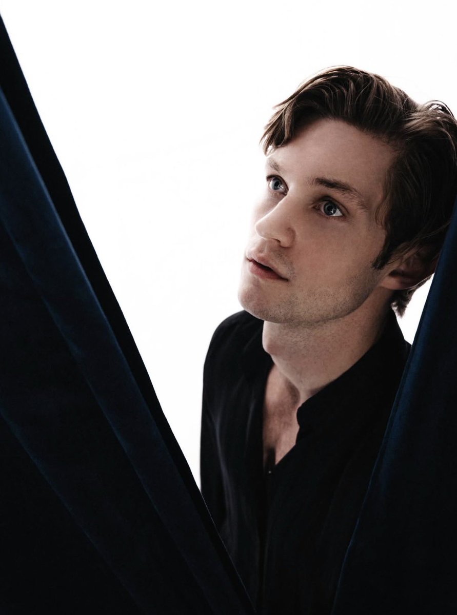 Damian Hardung Updates (@hardungupdates) on Twitter photo 