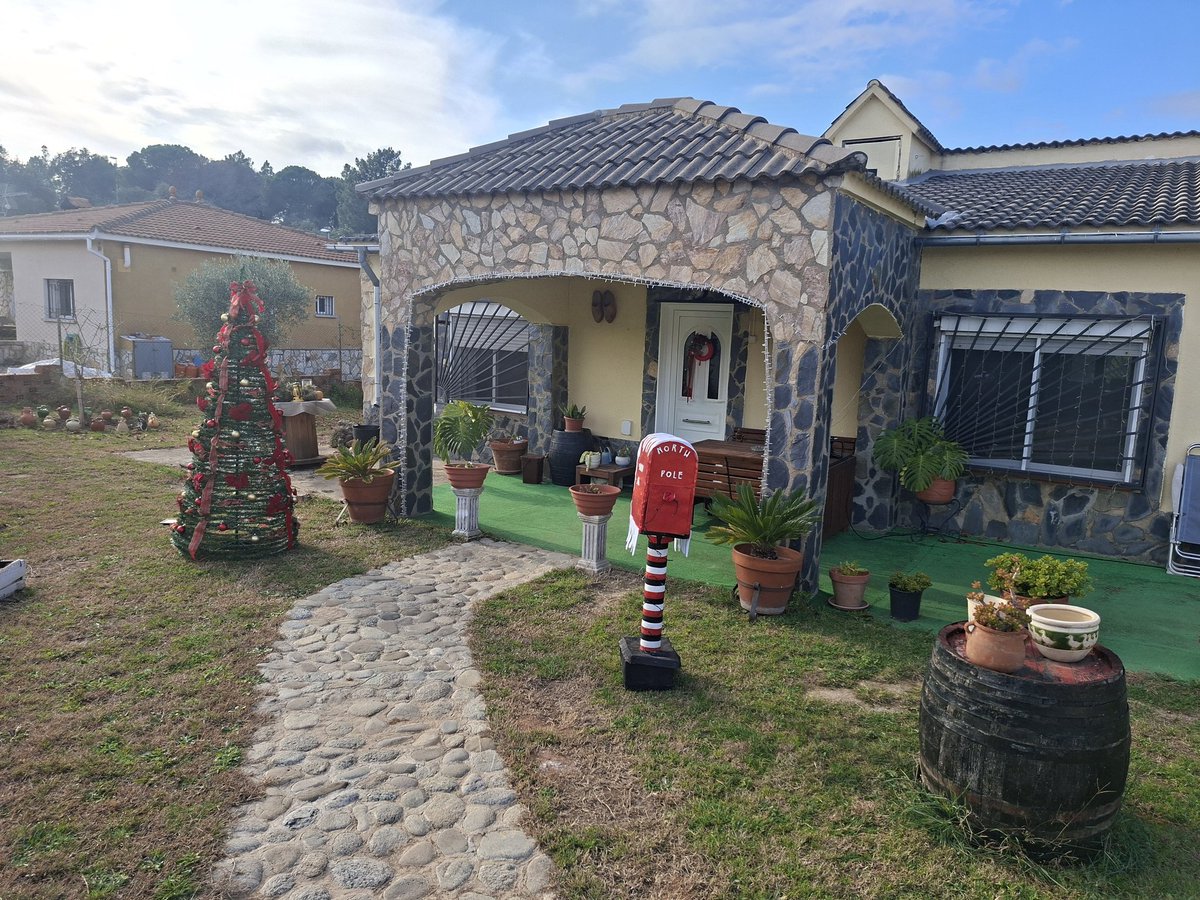 Bon dia boniques!!! Muntant Nadal
 <a href="/miriam_valles/">Míriam Vallès</a> <a href="/lidiaestaaldia/">Lidia C.P. 🌠🎭</a> <a href="/MnicaRebullCome/">Mònica Encentcinquanta5tada🤕</a> <a href="/Rous_si/">Rous_si</a> <a href="/CarrilloCarme1/">Carme Carrillo</a> <a href="/royo1_royo/">M. Royo 🖤🇧🇪🇳🇱#NoSurrender #JoAcuso</a> <a href="/GRANOTA15/">GRANOTA 🐸</a> <a href="/carmealdana/">Carme Aldana</a> <a href="/larutinera/">Rutinera</a> <a href="/Rosampl2/">Rosampl</a> <a href="/Robustiana2023/">Robustiana</a> <a href="/Esteltena/">Estel Janssen. 👊🏻 Jo soc APÀTRIDA</a> <a href="/Desa182/">🌸 Desa 🌸</a> <a href="/IigoCarme/">Carme Iñigo Gustems</a> <a href="/VDVips/">𝓥𝓲𝓹𝓼✊🏻</a> <a href="/DotqSilvia/">Silvia Dotq😊😊🤩</a> <a href="/Anna77548272/">Anna</a>