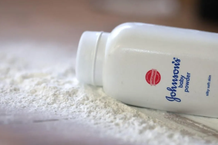 تغريم جونسون آند جونسون 40 مليون دولار لصالح مريضتين بالسرطان 