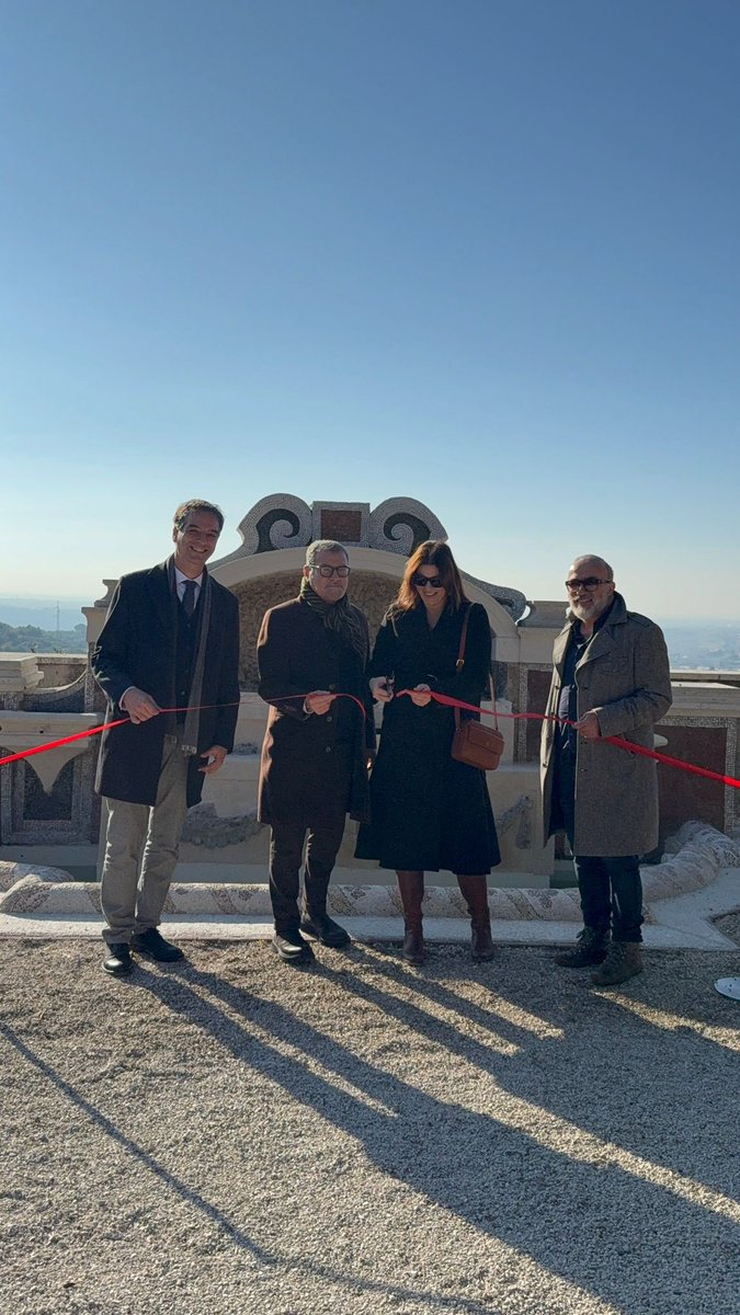 A Villa d’Este l’acqua torna protagonista: presentato “Le vie dell’acqua”, progetto #PNRR che valorizza il giardino rinascimentale e sito #UNESCO, tra fontane, verde storico e più accessibilità per tutti i visitatori.
#Villae #Tivoli #VillaDEste #museitaliani