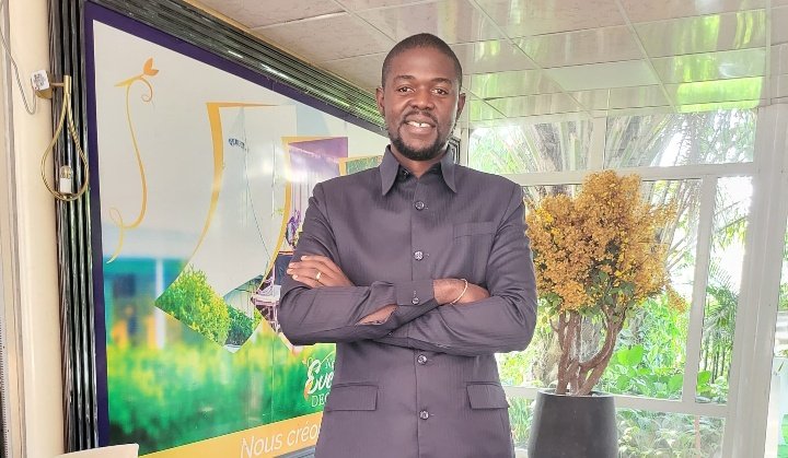 En ce jour spécial, nous souhaitons un joyeux anniversaire à notre frère, <a href="/Armandyav2/">Armand YAV LUVY</a> véritable fierté de notre province. Que l’avenir t’apporte encore plus de grandes réalisations.

<a href="/michel_kanyimbu/">Michel kanyimbu</a> 
<a href="/hervemoj1/">Moj Ndumb Herve</a> 
<a href="/Michael_Yav/">Michael Yav Tshikung</a> 
<a href="/YavDiur/">Diur Yav Sadoc</a> 
<a href="/harvey_kasongo/">Harvey KalKas Yav (Le Mwant)</a> 
<a href="/OffGastonMUSHID/">Gaston MUSHID</a>