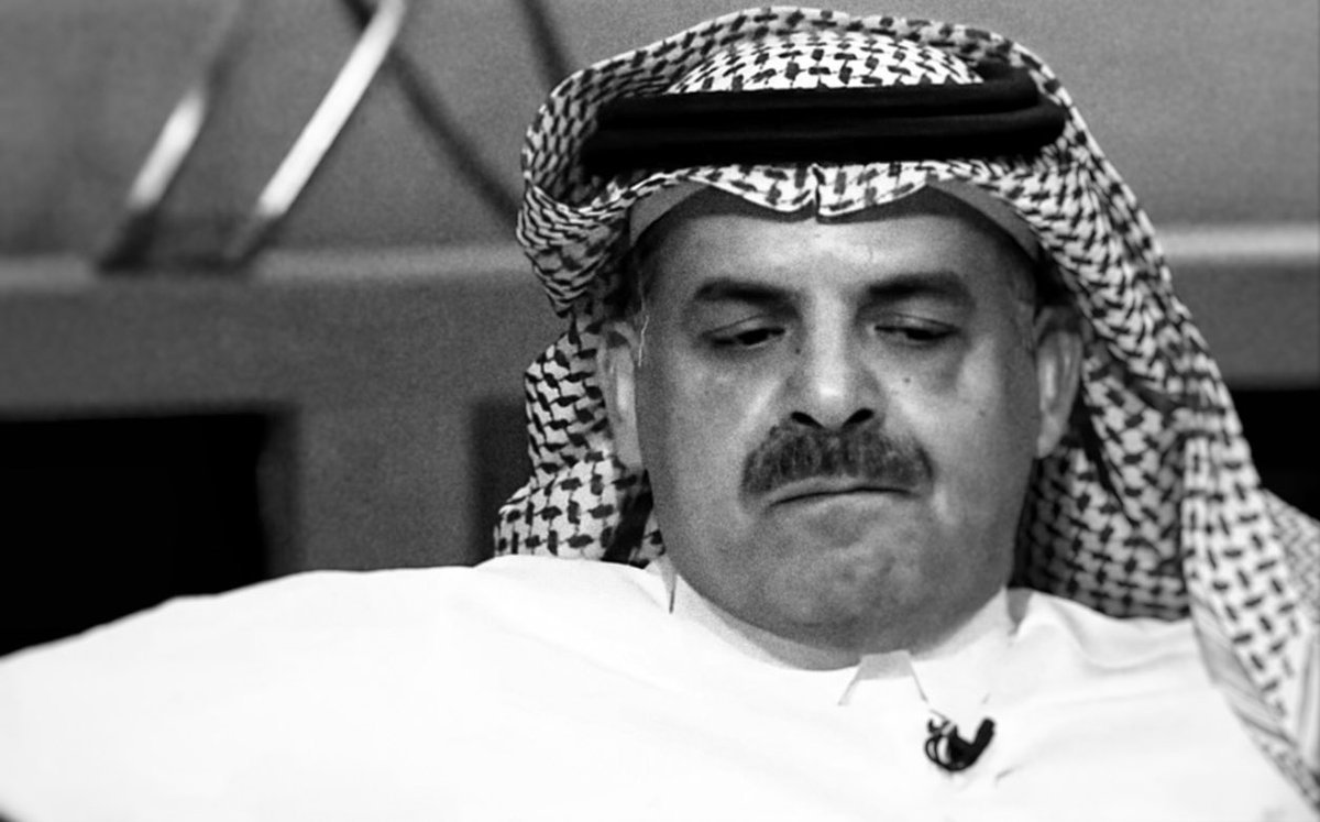 جالس معكم مهوجـس وسجيت وسريـت
   رحت كلي مابقى الا عيوني وجسدي

             - ضيدان بن قضعان