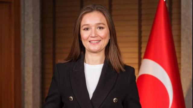 Manisa Şehzadeler Belediye Başkanımız Gülşah Durbay'ın hayatını kaybettiğini üzülerek öğrendim. Başkanımıza Allah'tan rahmet; ailesine ve sevenlerine sabır ve başsağlığı diliyorum.