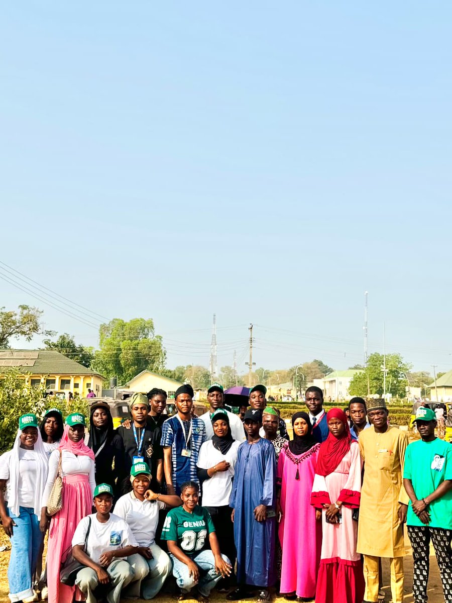 NAOSS_Unilorin1's tweet photo. Leadership is louder when it’s collaborative. Culture hits deeper when it’s shared.🌾
On December 10th, the Innovative Executives of #NaossUnilorin showed up in solidarity at Kwara State Polytechnic for their Garri Day.
#NaossUnilorin #GarriDay #OmoOgun #Collaboration https://t.co/ezwnpcl4ap