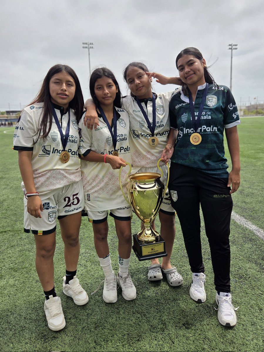 lnfa_fef's tweet photo. ⚽🇪🇨 ¡ORENSE ES EL CAMPEÓN! 🏆 

📍 El club obtuvo el primer lugar de la Liga Nacional de Fútbol Amateur Femenino Serie A. 

#Amateur https://t.co/70VwKpOrz0