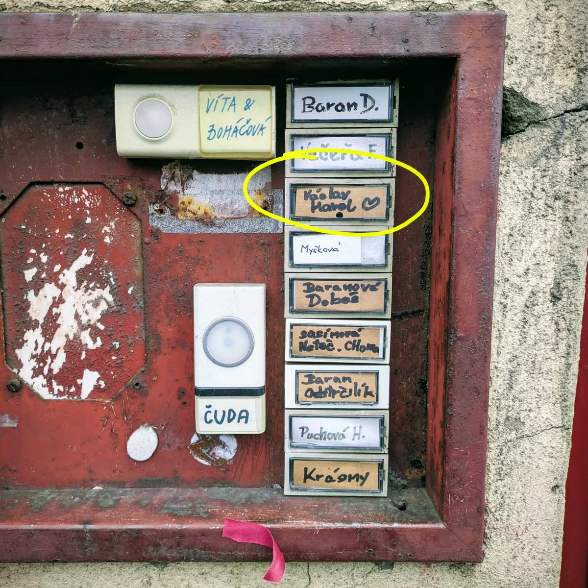 Robert Vlach tweet media