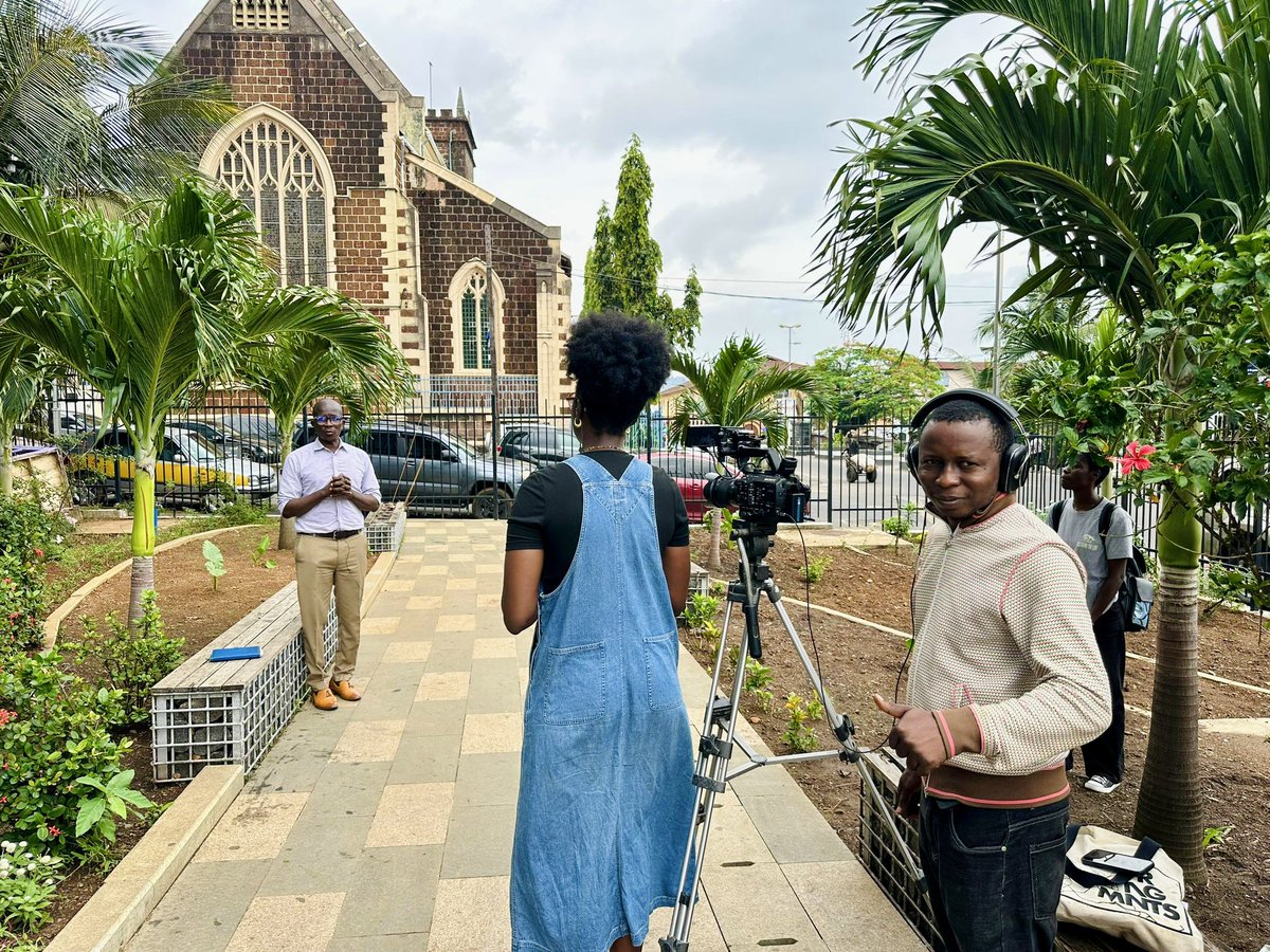 FreetownMedia's tweet photo. Photos from our shoot for Samuel Hall and Climate Resilience for All, producing case study videos and short documentary film showcasing innovative solutions making a difference in Freetown, like the market shade cover. 
#SierraLeone https://t.co/JdWkbF1lzi