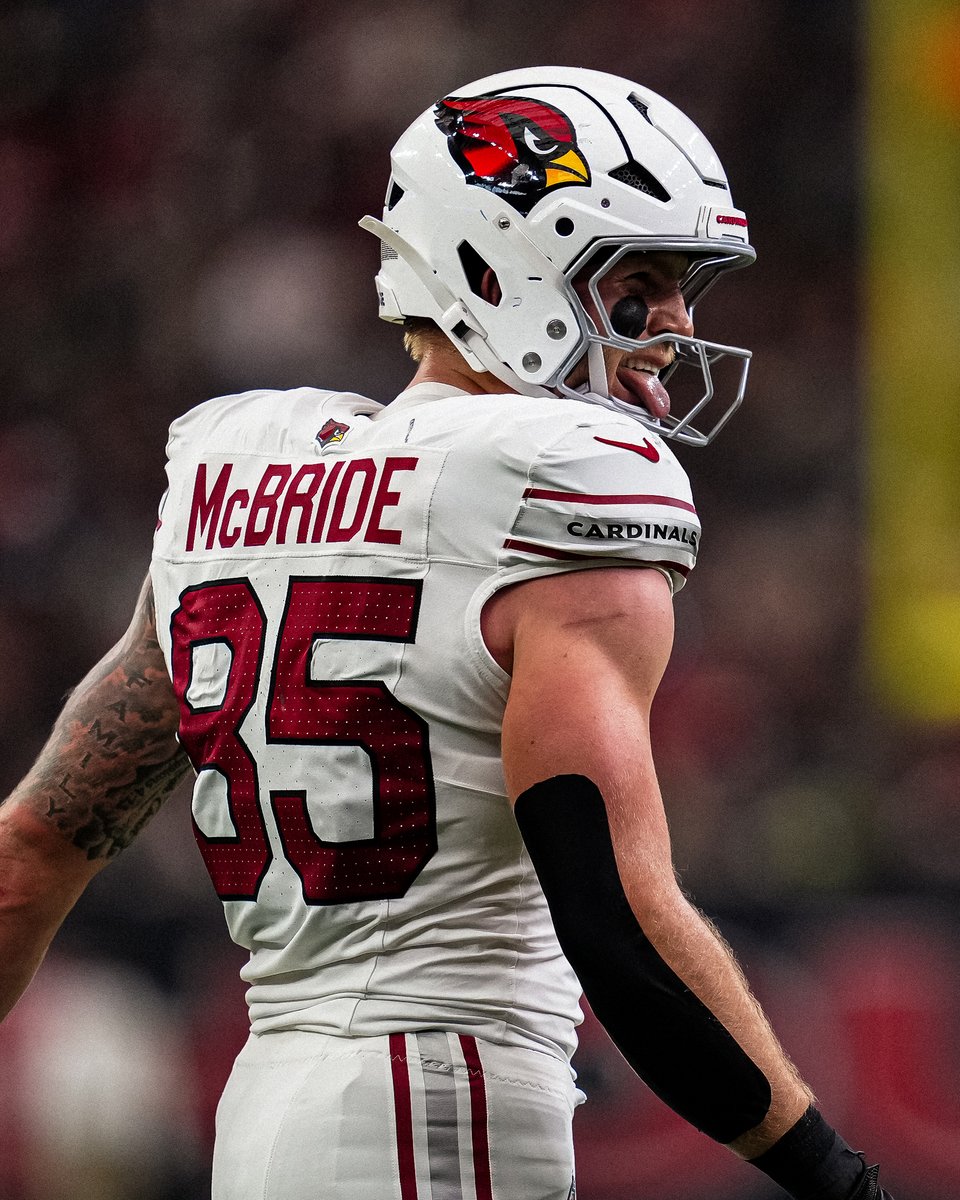 AZCardinals's tweet image. NFL record = broken.  Five-plus catch games in a row for a TE (16).

#ProBowlVote | Trey McBride